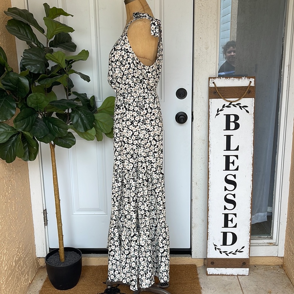 Shein - Picture 3 of 5
